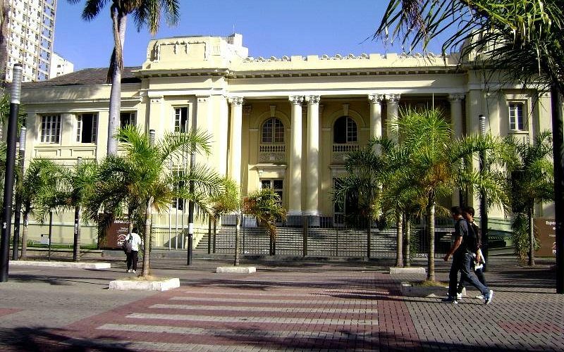 Fachada do Teatro Minas Centro, em Belo Horizonte